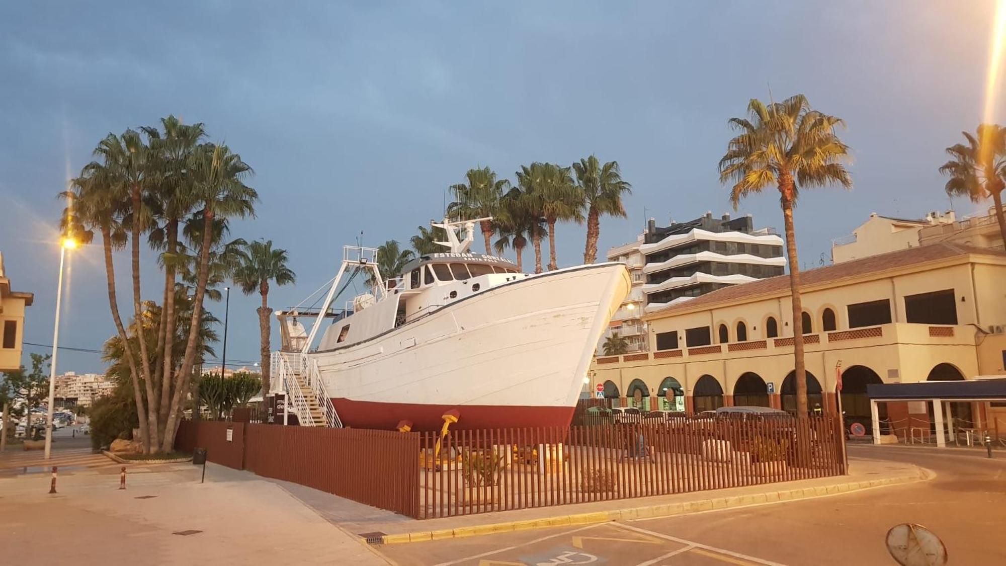 Apartamento Pepi Adults Only Santa Pola Exterior photo